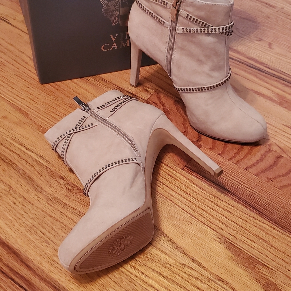 Vince Camuto Alco Suede Dress Booties Bamboo Beige Rhinestone Strap 10 NIB - Picture 4 of 16